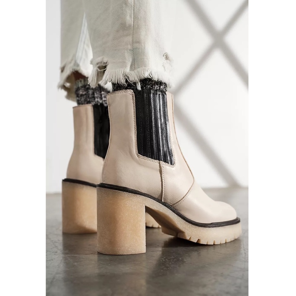 NEW ✨ Free People James Chelsea Boots Bone Ivory - Picture 3 of 7